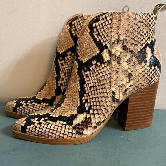 Marc fisher ANNABEL WESTERN HEELED BOOTIE leather boots‎ - Picture 1 of 10